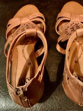 Sofft Tan Strappy Wedge Sandals
